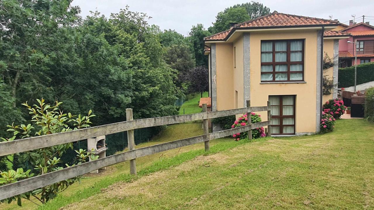 Vivienda Vacacional Villa Maruja Andrín المظهر الخارجي الصورة